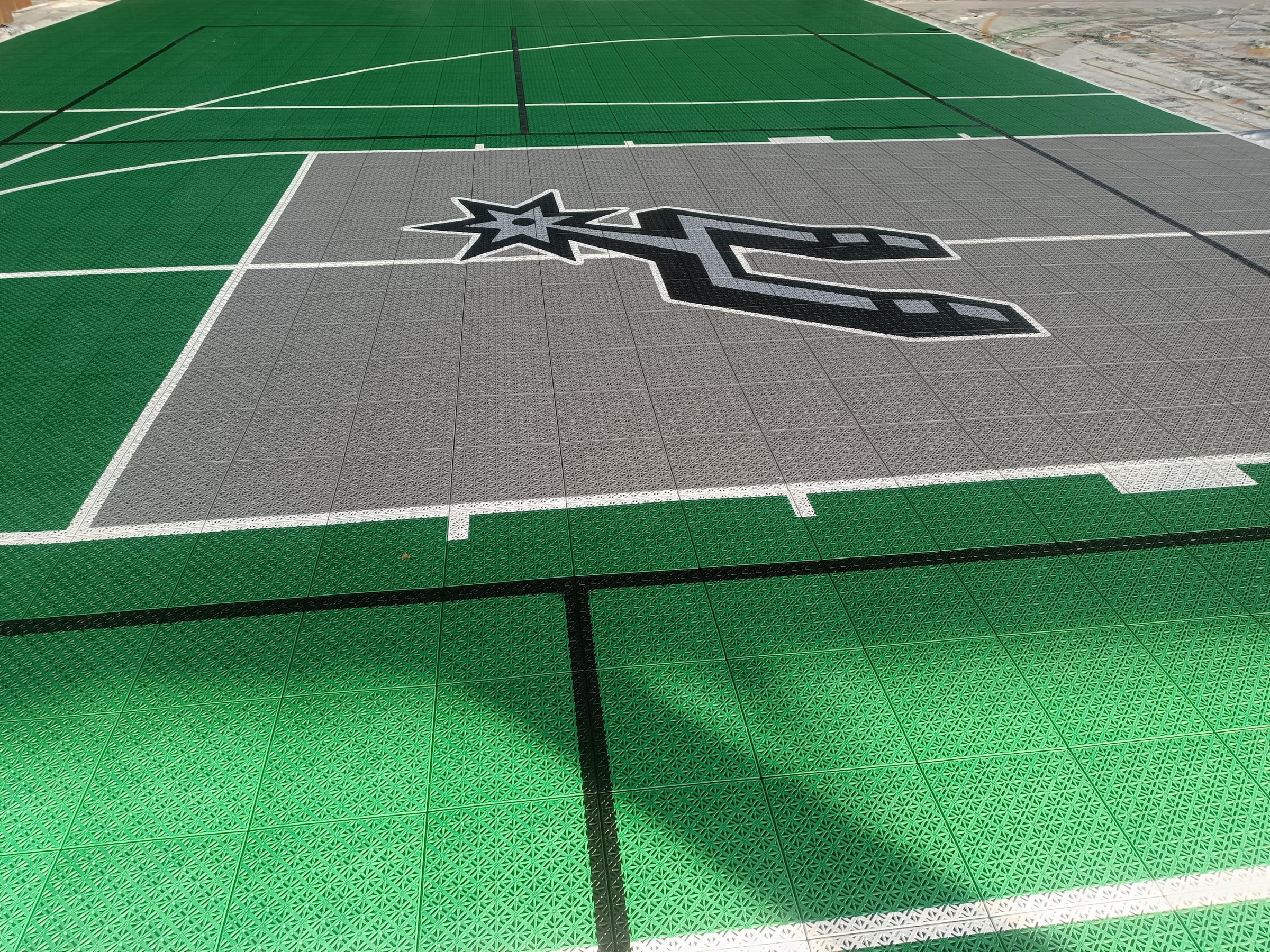 green and gray one-hoop Spurs basketball and pickleball Elastic tile backyard court, project photo 2